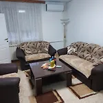 Apartment Sladja *